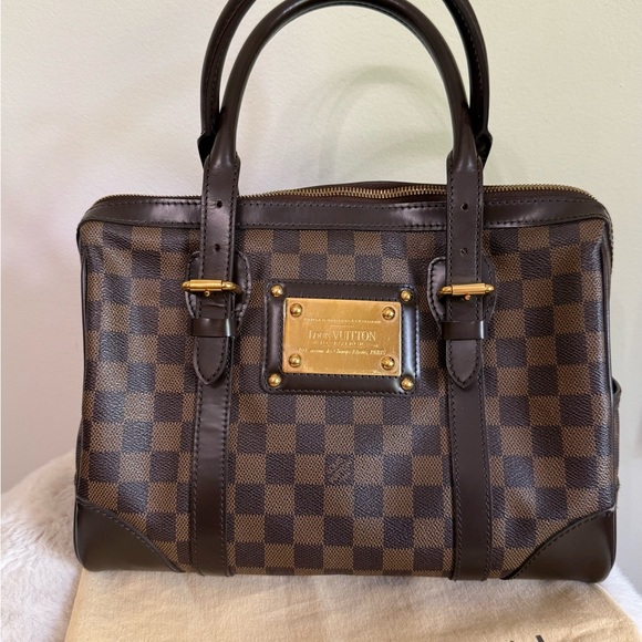 * SOLD SOMEWHERE ELSE* 
 LOUIS VUITTON Classic  BERKELEY DAMIER EBENE HANDBAG - Picture 2 of 9
